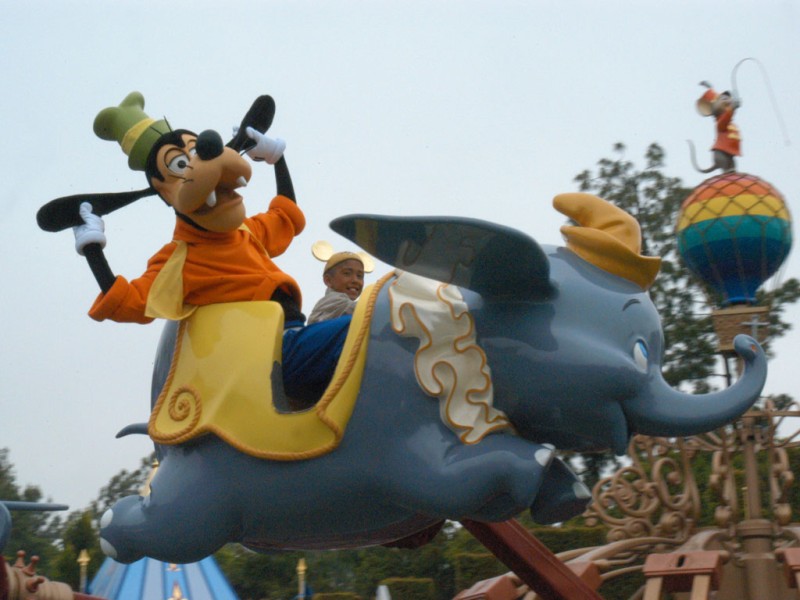 OMFGTRUMP - Dumbo and Goofy